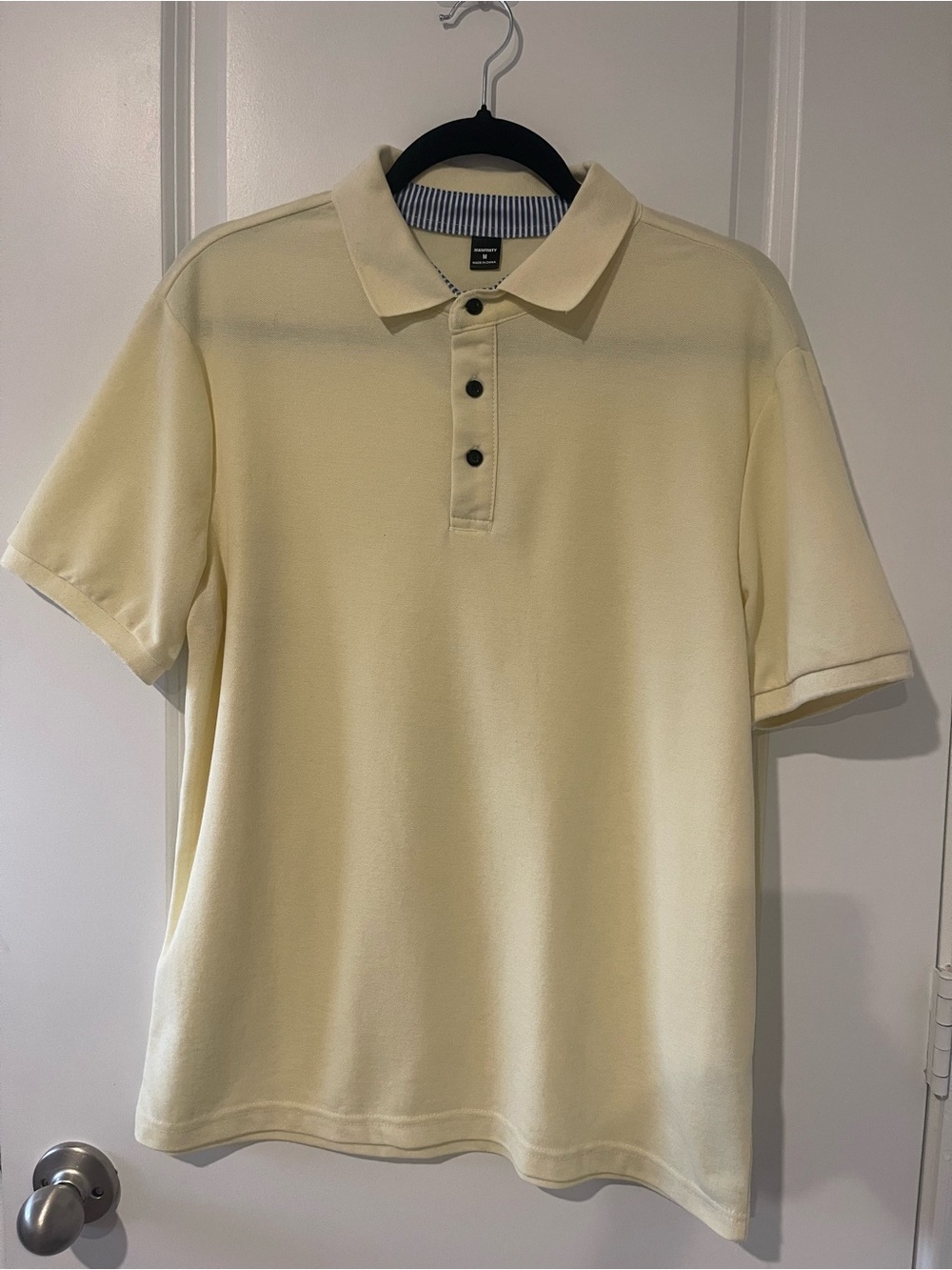 Men's Short-Sleeve Polo in Light Yellow